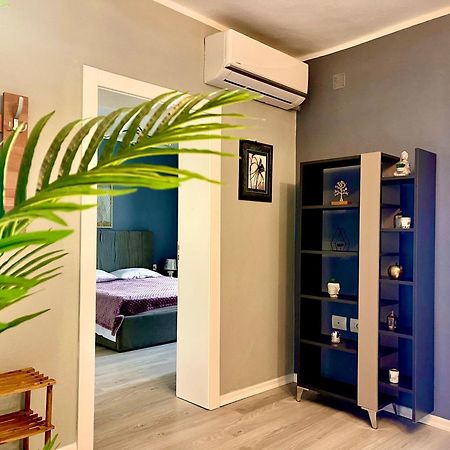 Joyful Apartment Tirana Esterno foto