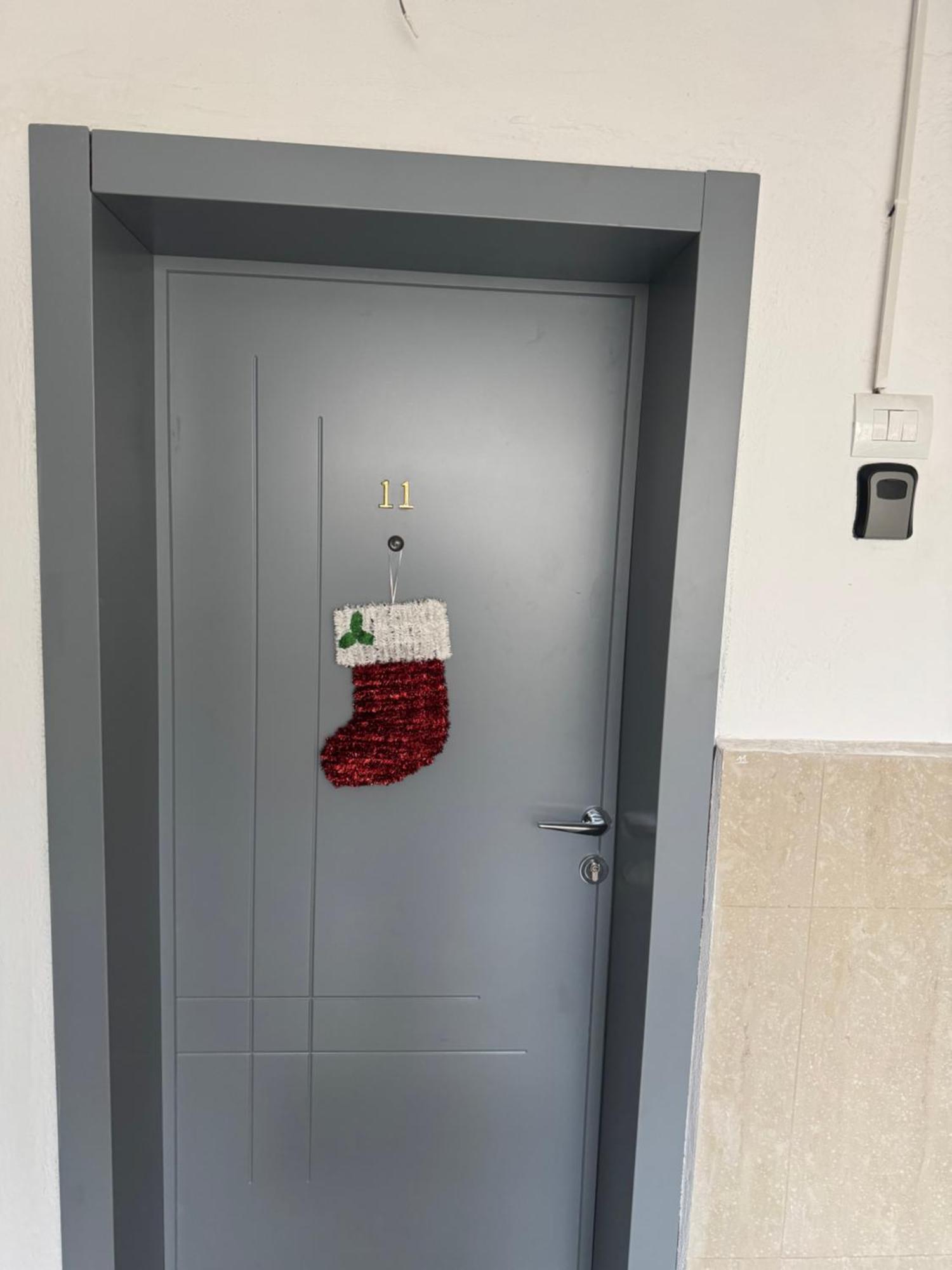 Joyful Apartment Tirana Esterno foto